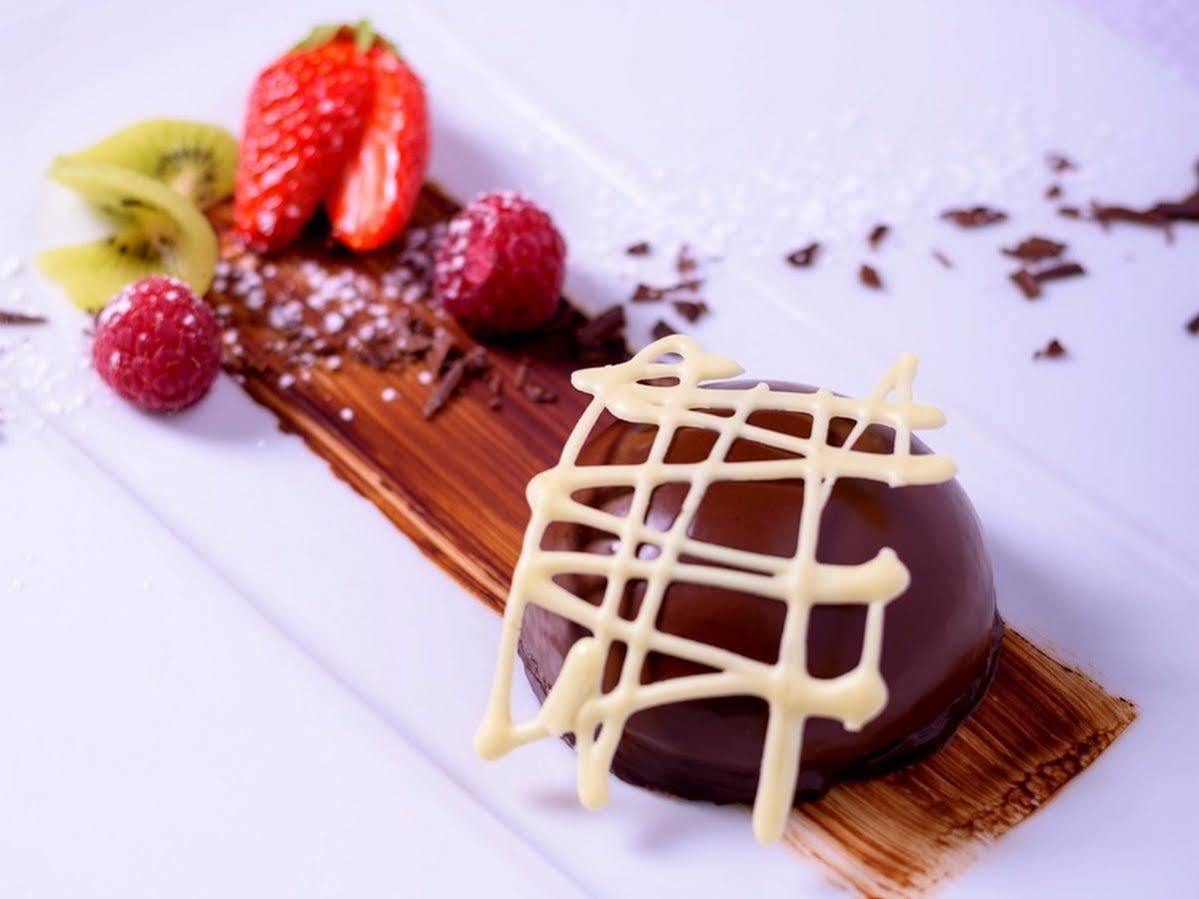 Logis Hotel Restaurant Du Pont Ambialet Ngoại thất bức ảnh